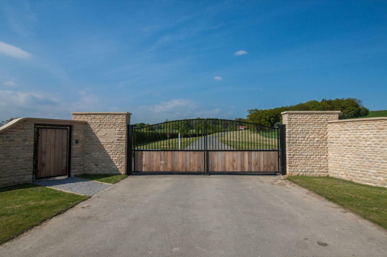 High Oaks Grange - Cottages Pickering Exterior foto